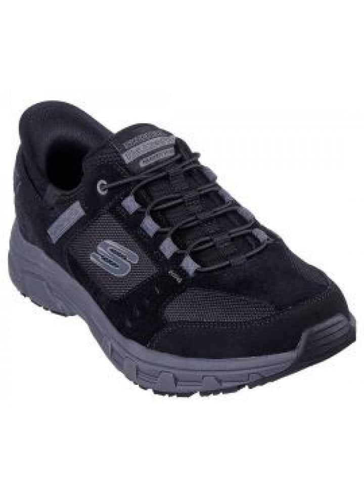 Sneaker in Schwarz