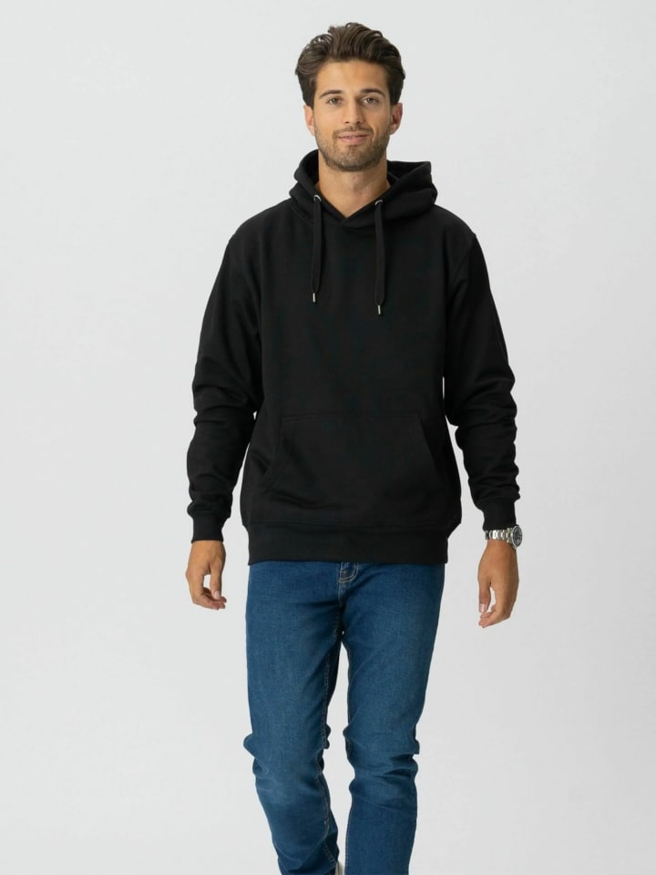 Pullover Hoodie in Black
