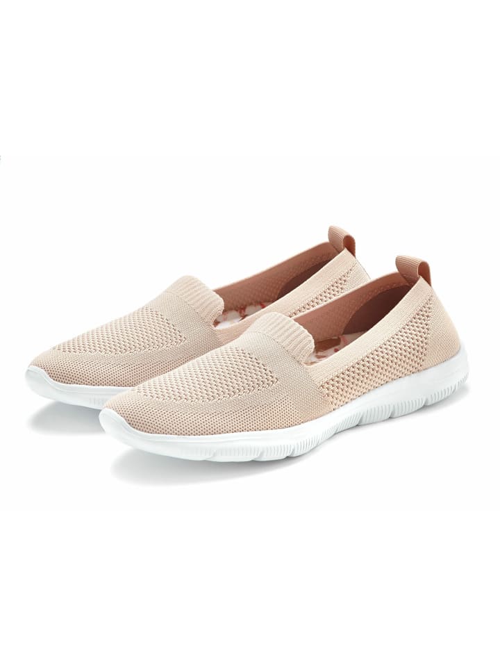 Slipper in apricot