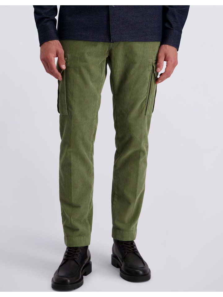 Hose Cean in Dusty Olive