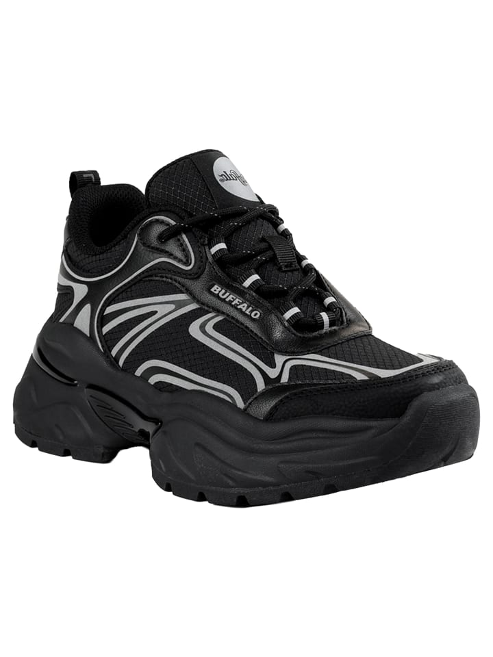 Sneaker in Schwarz