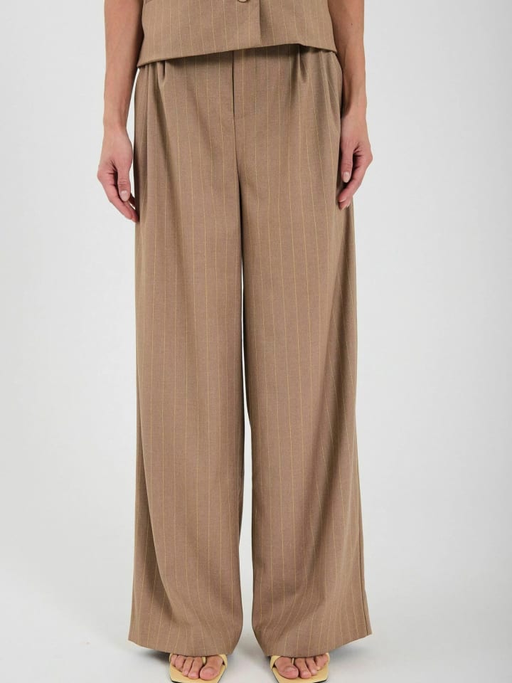 Hosen Novia in Yellow stripe