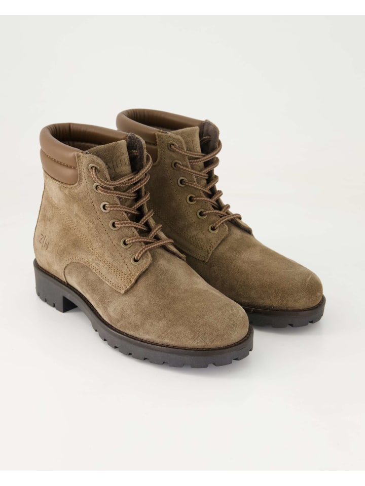 Schnürstiefeletten in Braun