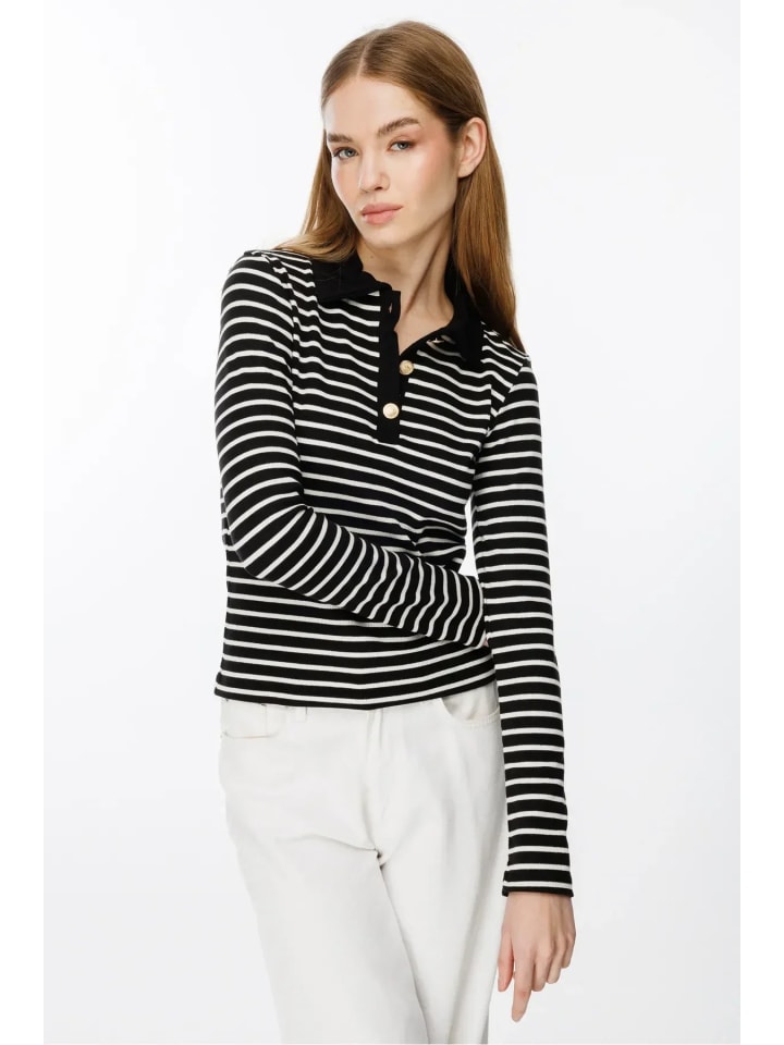Blouse in Schwarz gestreift
