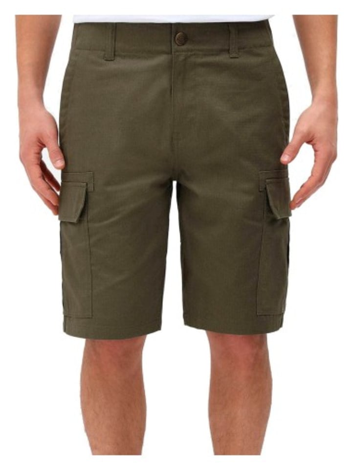 Shorts in Grün