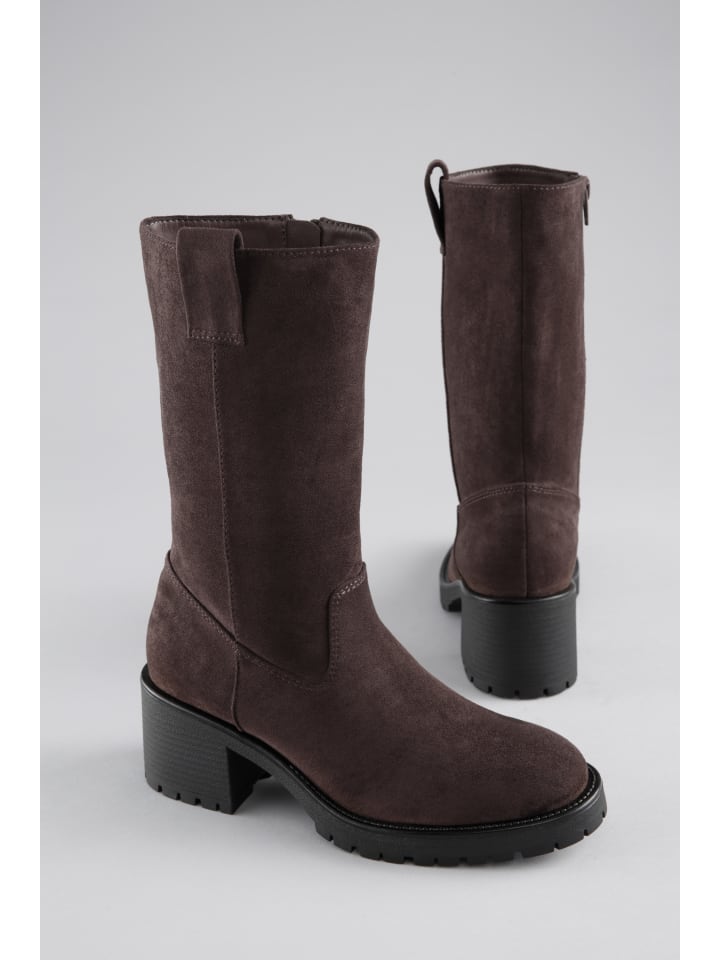 Stiefel in dunkelbraun