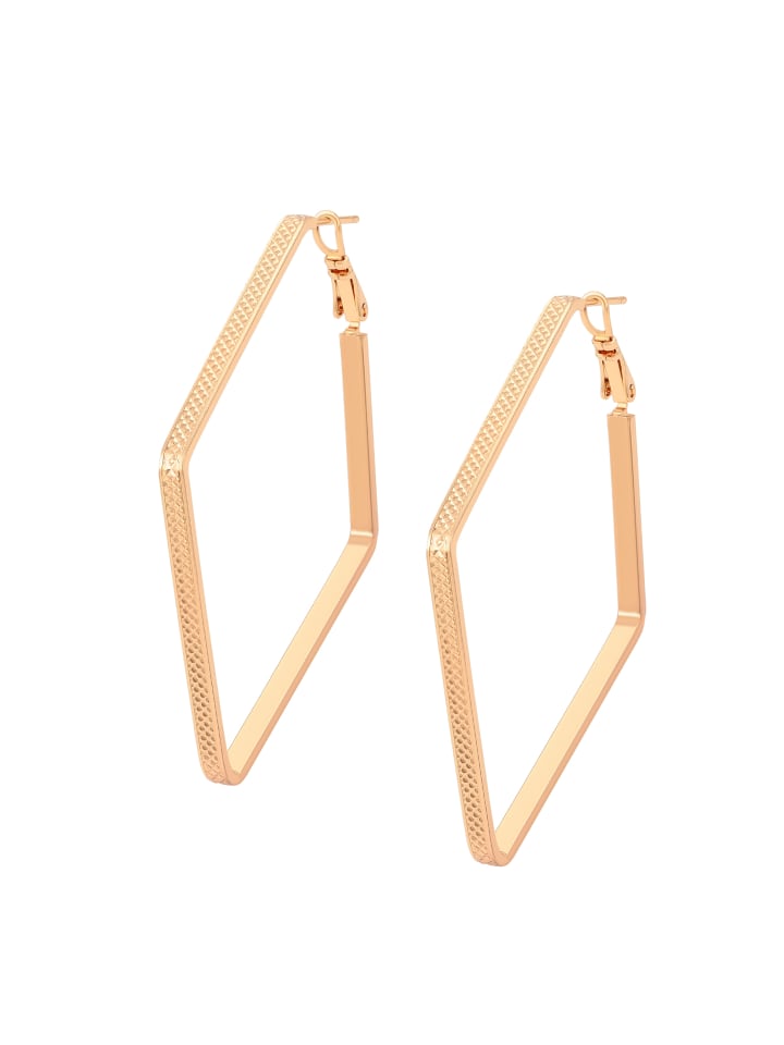 Women Hoop Earrings in Rose Gold