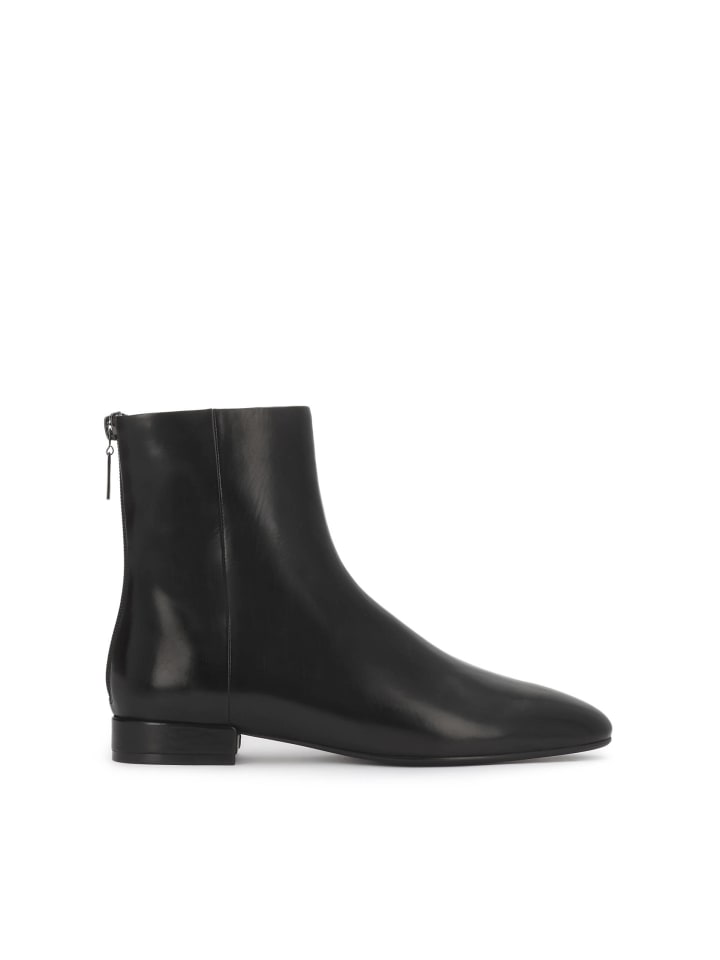 Boots in Schwarz
