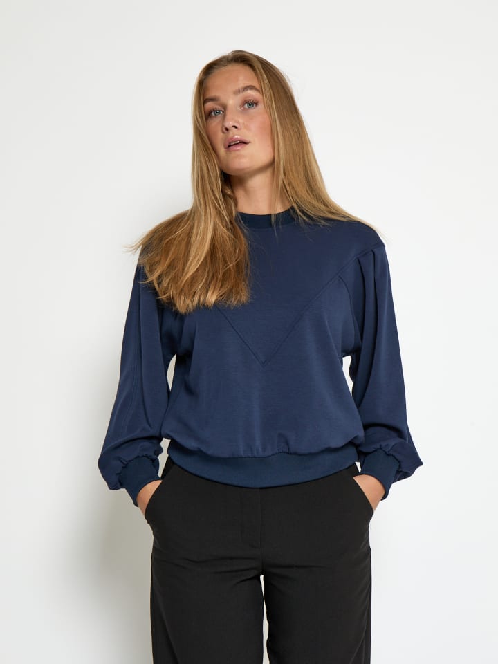 Sweatshirt in NAVY
