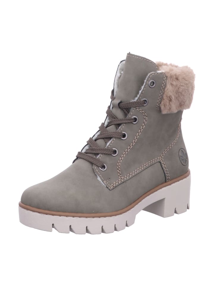 Stiefel in grün
