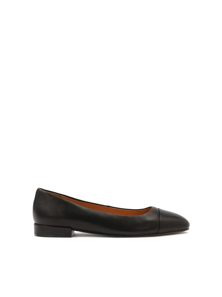 BRIZA in Schwarz