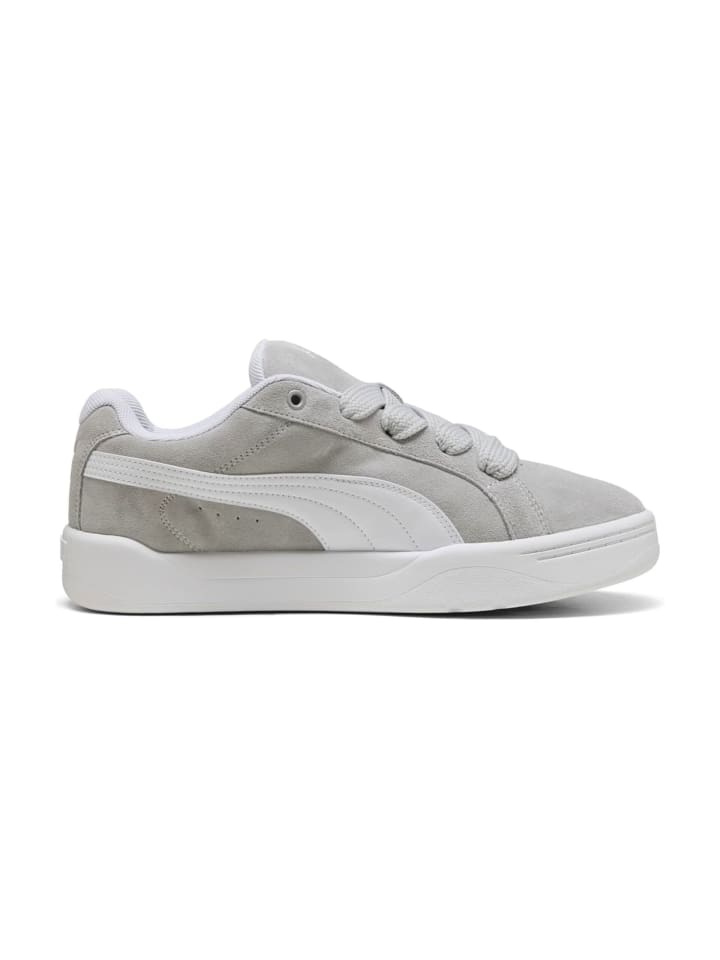 Sneaker Low in Grau