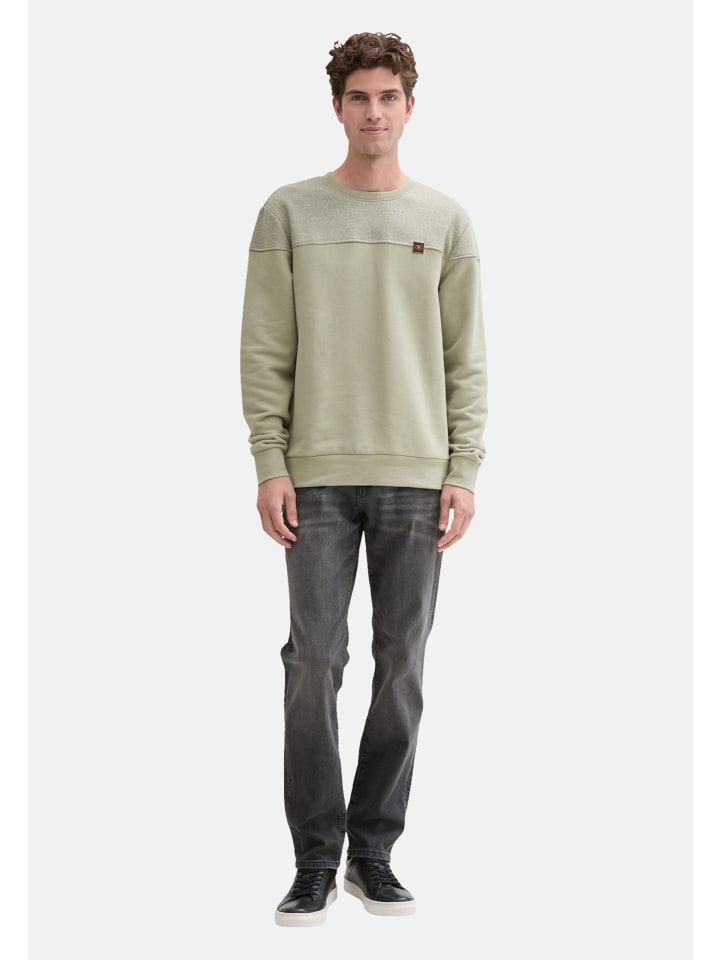Sweatshirt in hellgrün