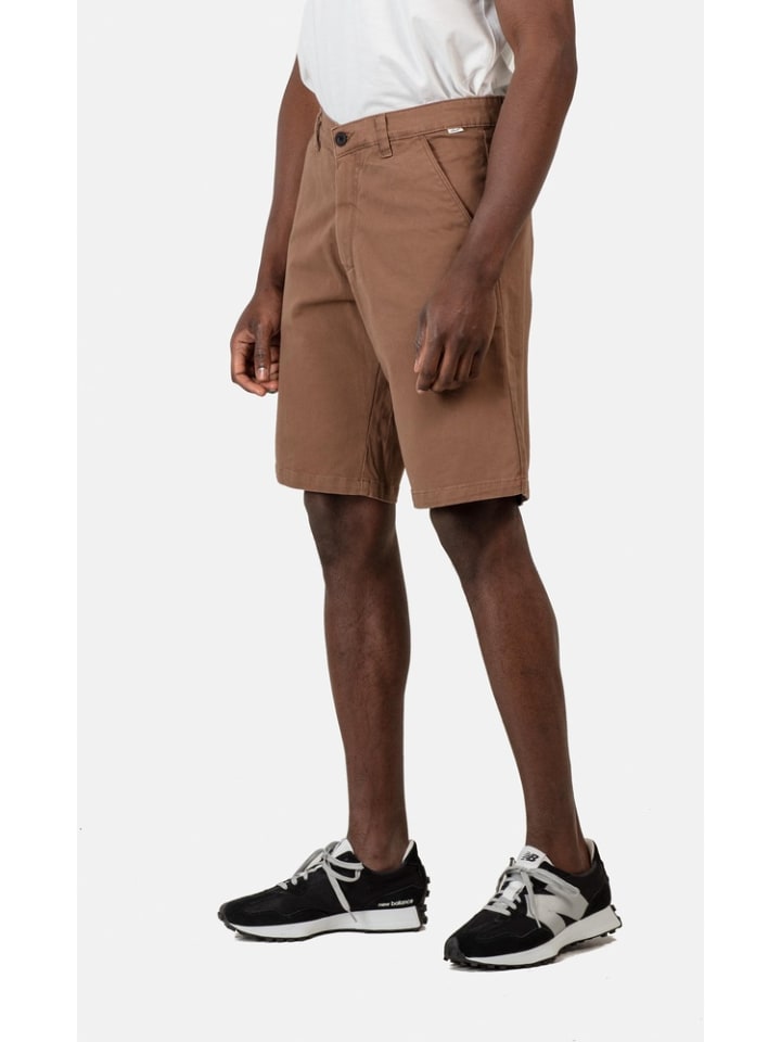 Short "Flex Grip Chino Short" in Braun