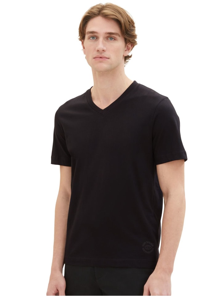 T-Shirt V-NECK in Schwarz