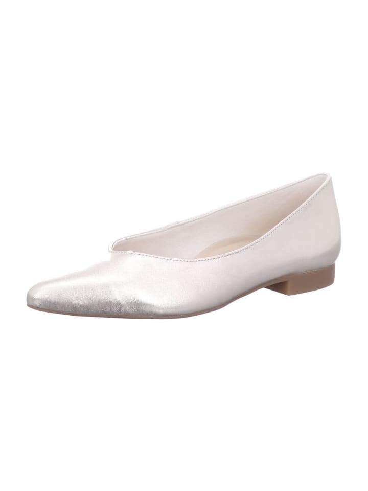 Ballerinas in gold metallic