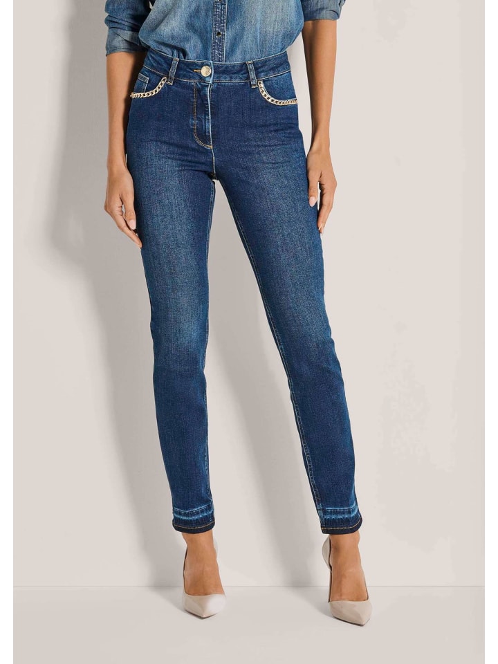 Slim Fit Jeans mit Kettendetails in darkblue