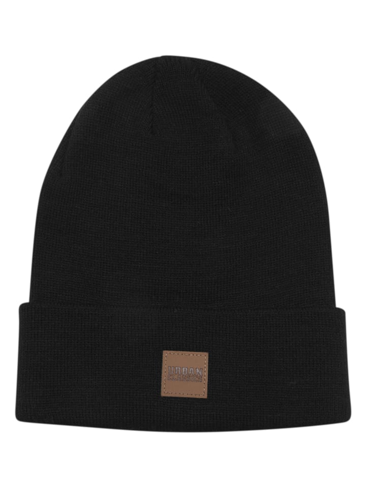 Beany in black
