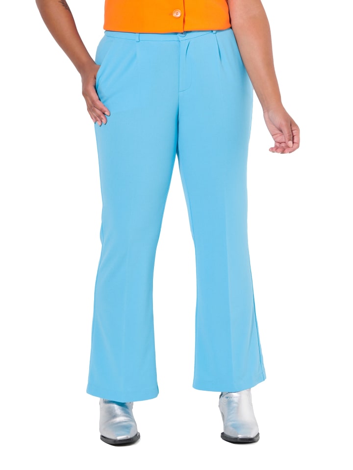 Hosen in mineralblau