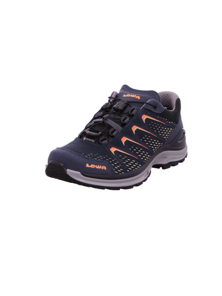 Sneaker in blau