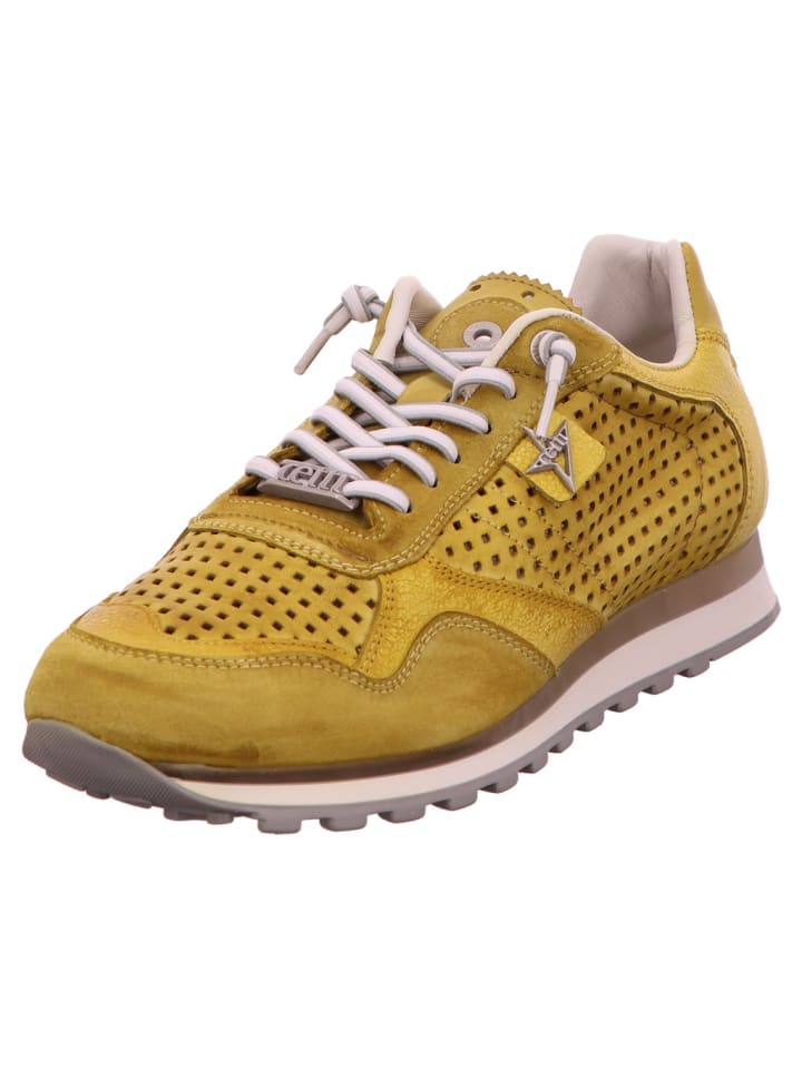 Sneaker in gelb