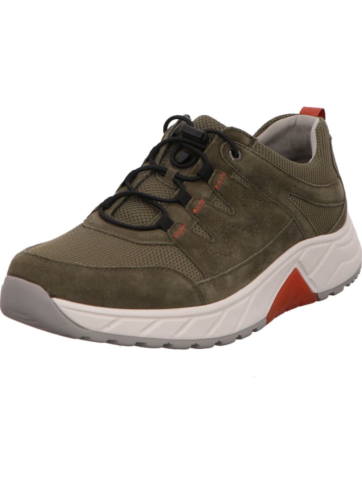 Sneaker in oliv