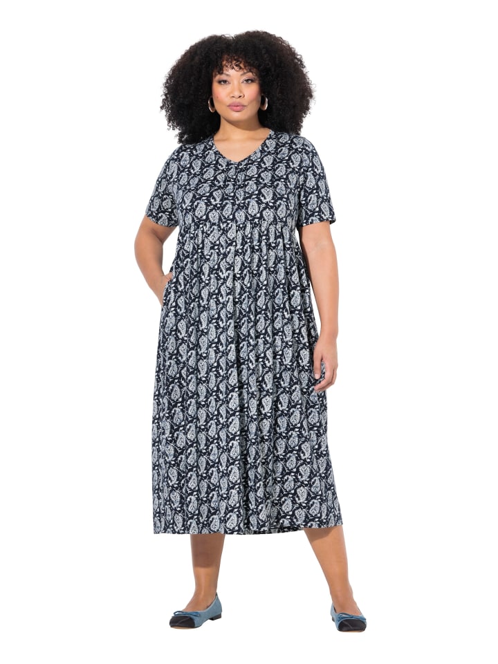 Kleid in marine