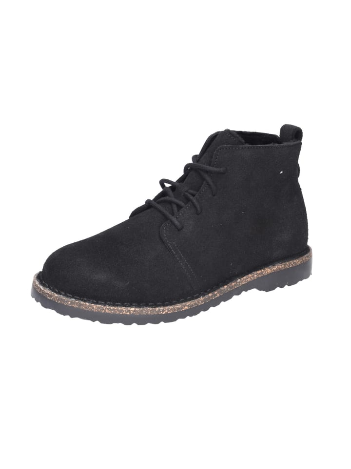 Schnürschuh in schwarz