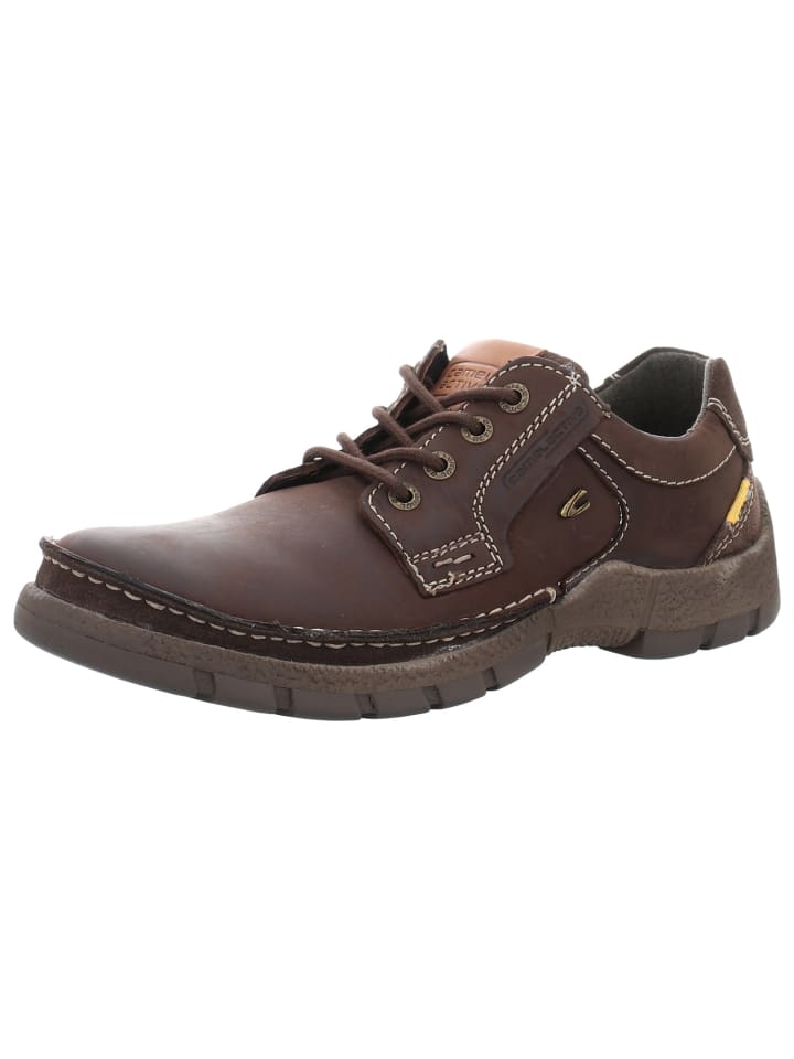 Sportlicher Schnürschuh in braun