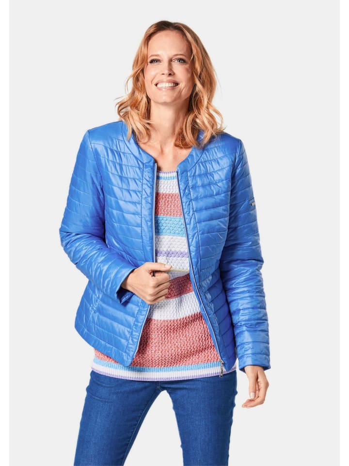 Steppjacke in zart glänzender Qualität in azurblau
