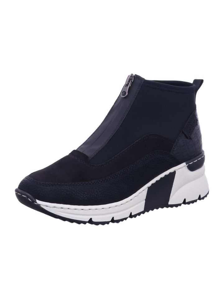 Stiefelette in schwarz