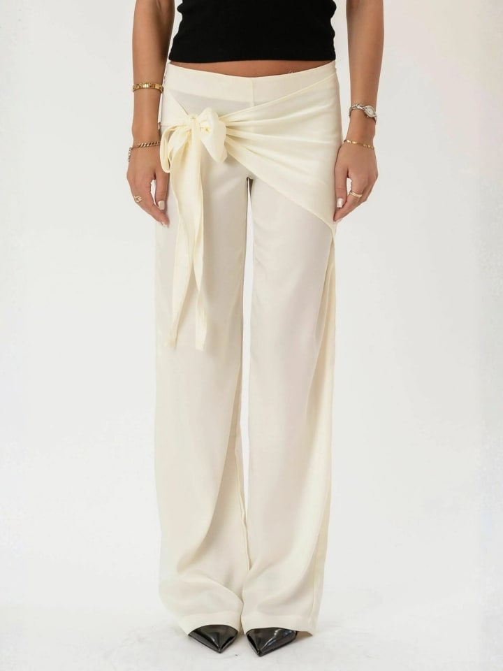 Hose Violetta in White
