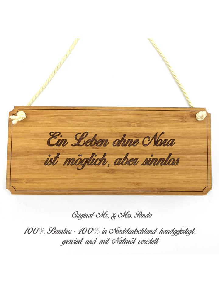 Wegweiser Nora mit Spruch in Keine Angabe