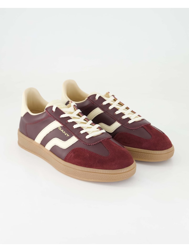 Sneaker low in Bordeaux