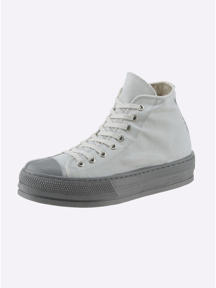 Sneaker in grau