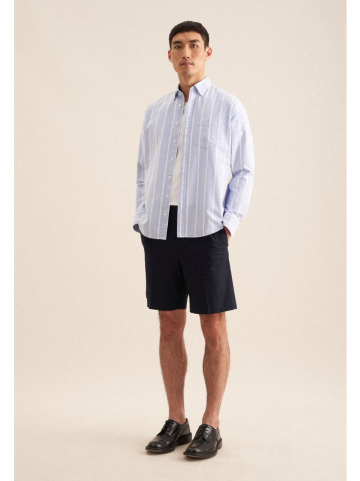 Shorts in Dunkelblau