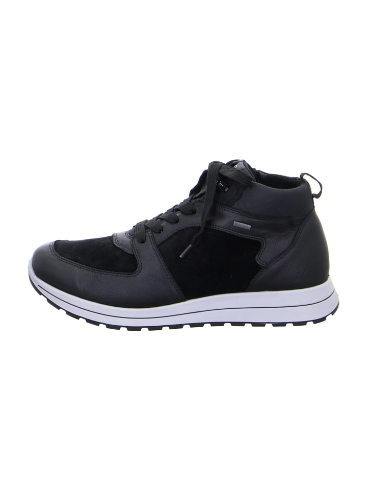 Sneaker High in Schwarz