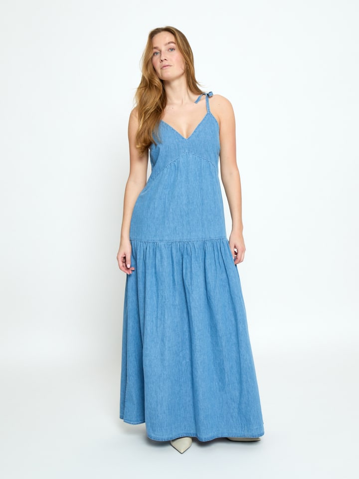 Kleid in Light Denim