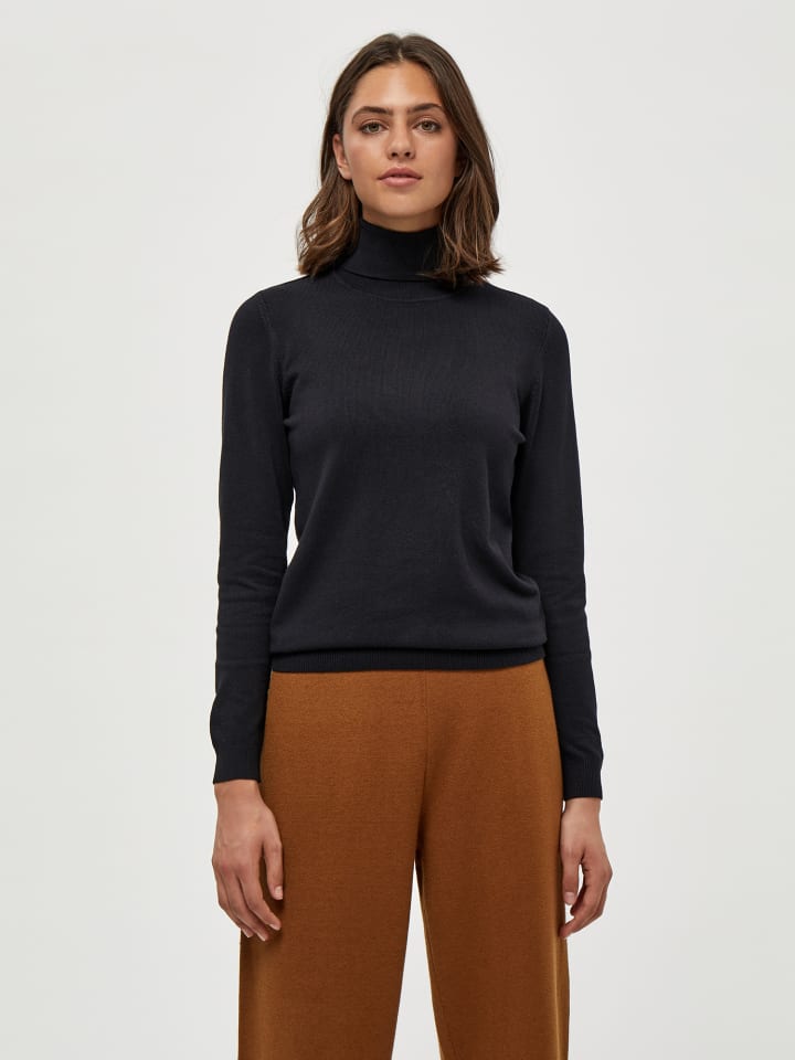 Pullover in Black