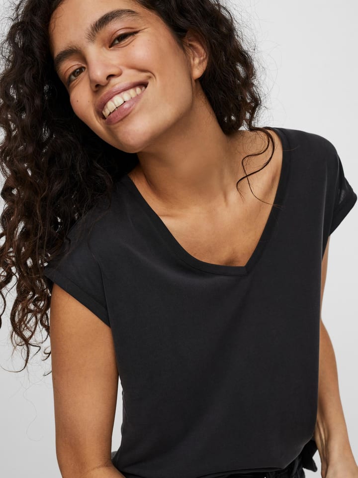 Vero Moda Basic Stretch T-Shirt V-Neck VMFILLI in Schwarz-2 günstig kaufen  | limango | 