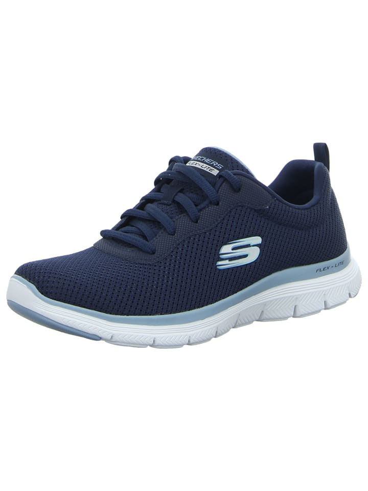 Sneaker in blau