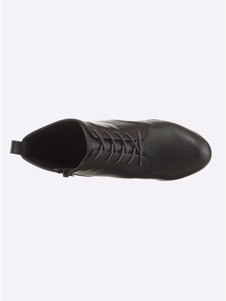 Stiefelette in schwarz