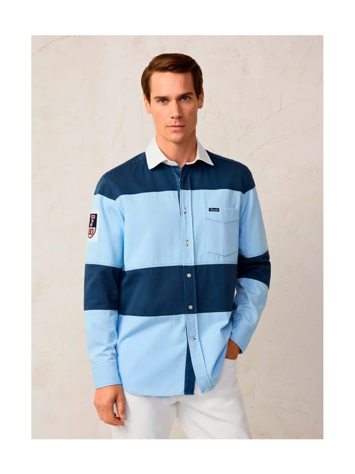 Shirt in Blau