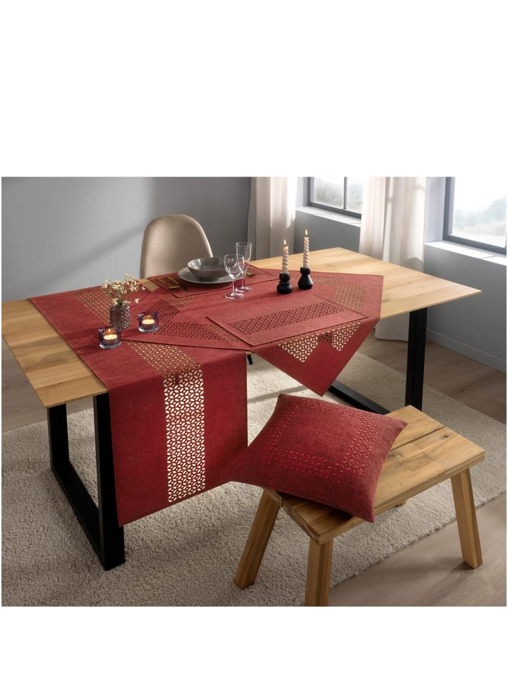 Tischdecke in dunkelrot