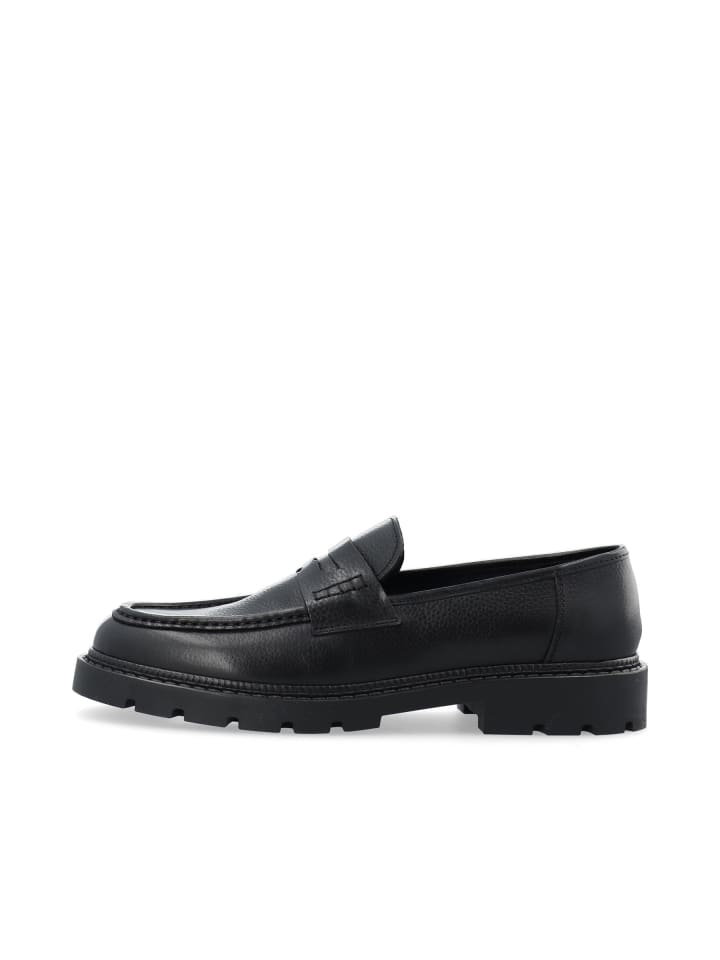 Penny Loafer in Black