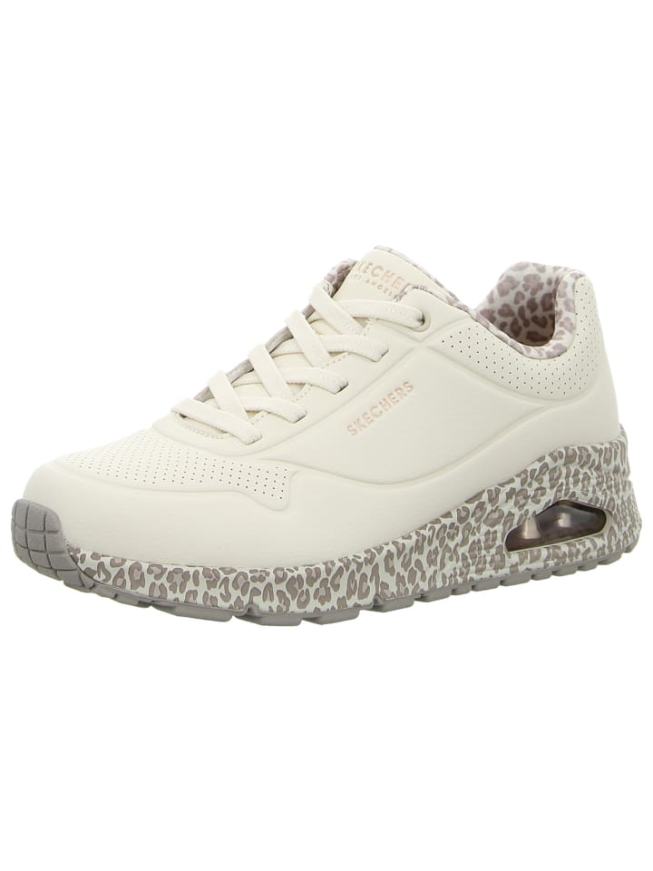 Sneaker in weiß