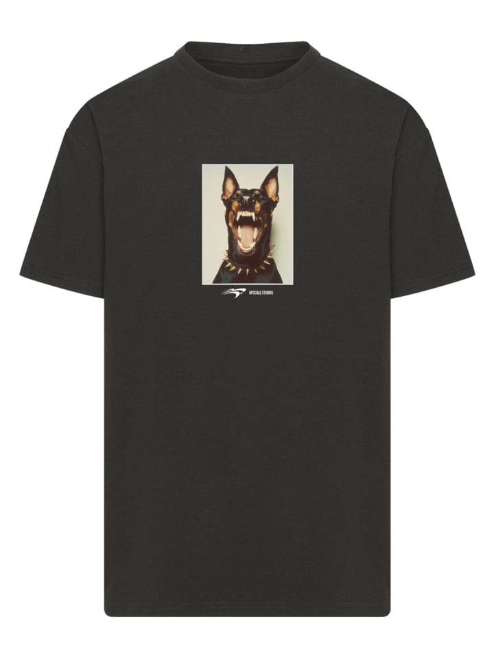 T-Shirt in black