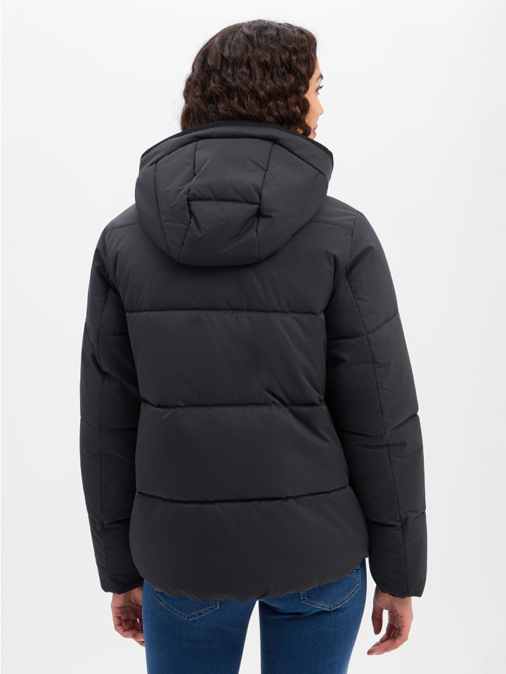 Steppjacke in schwarz