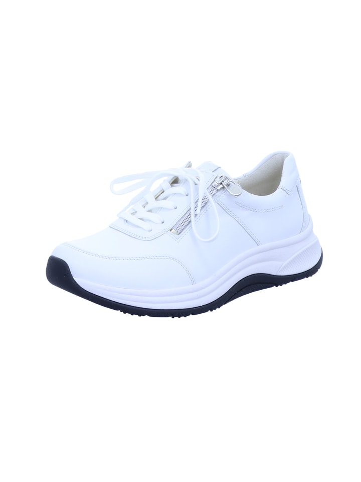 Schnürschuh in weiß