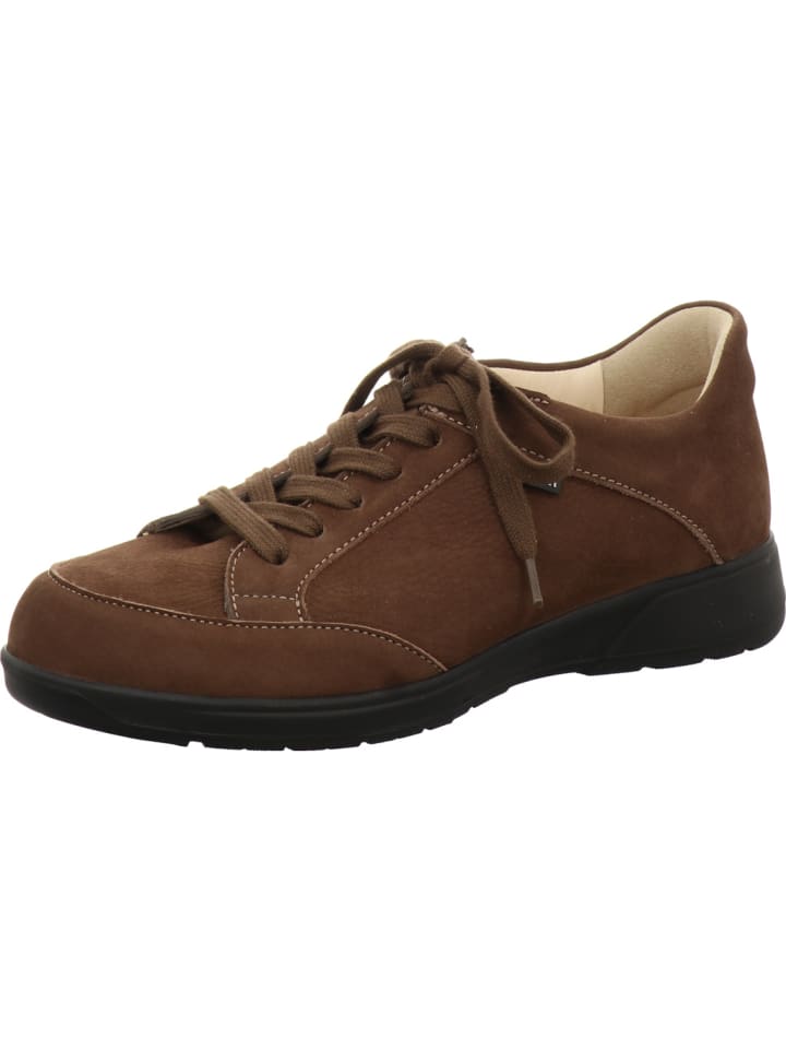 Schnürschuhe in braun